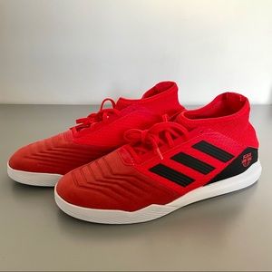 Best 25+ Deals for Mens Adidas Predator Cleats | Poshmark